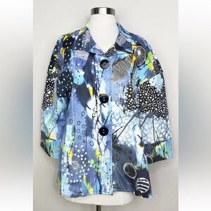 New Simply art By Dolcezza Abstract Print Shirt. Size: L